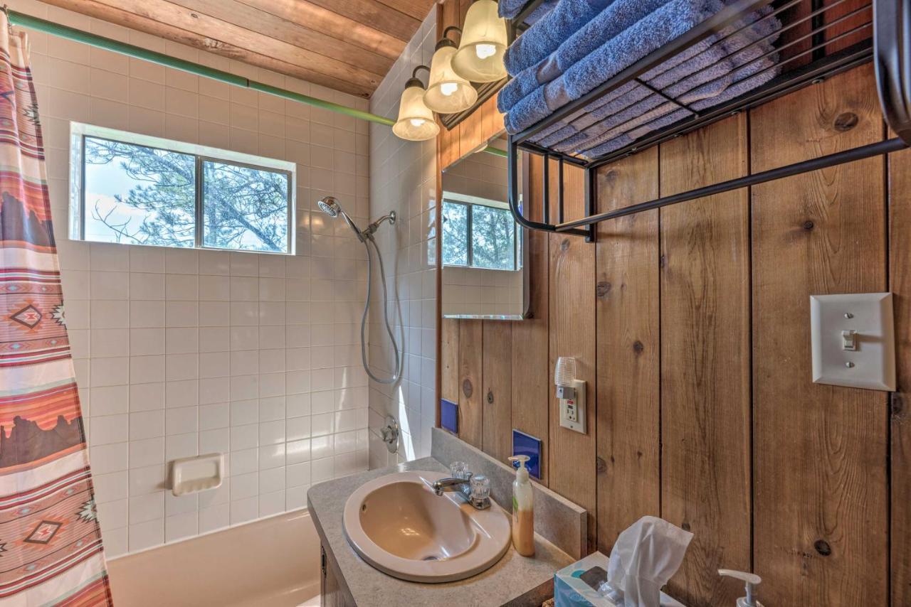 Quiet Retreat With Hot Tub - 16 Miles To Ski Apache! Ruidoso Eksteriør bilde